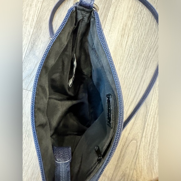 Nine West Cross Body Purse - Picture 5 of 7